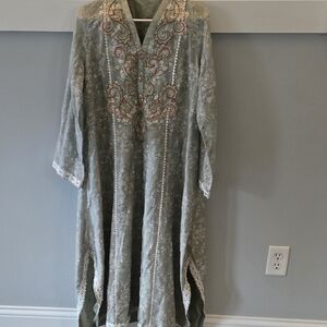 Amna Arshad dress embroidered Floral Fabric with Beaded Accents w scarf